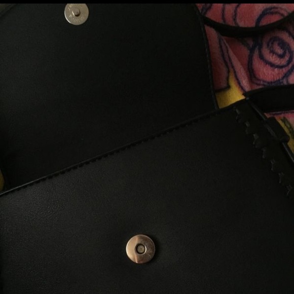 Bag - Picture 2 of 2